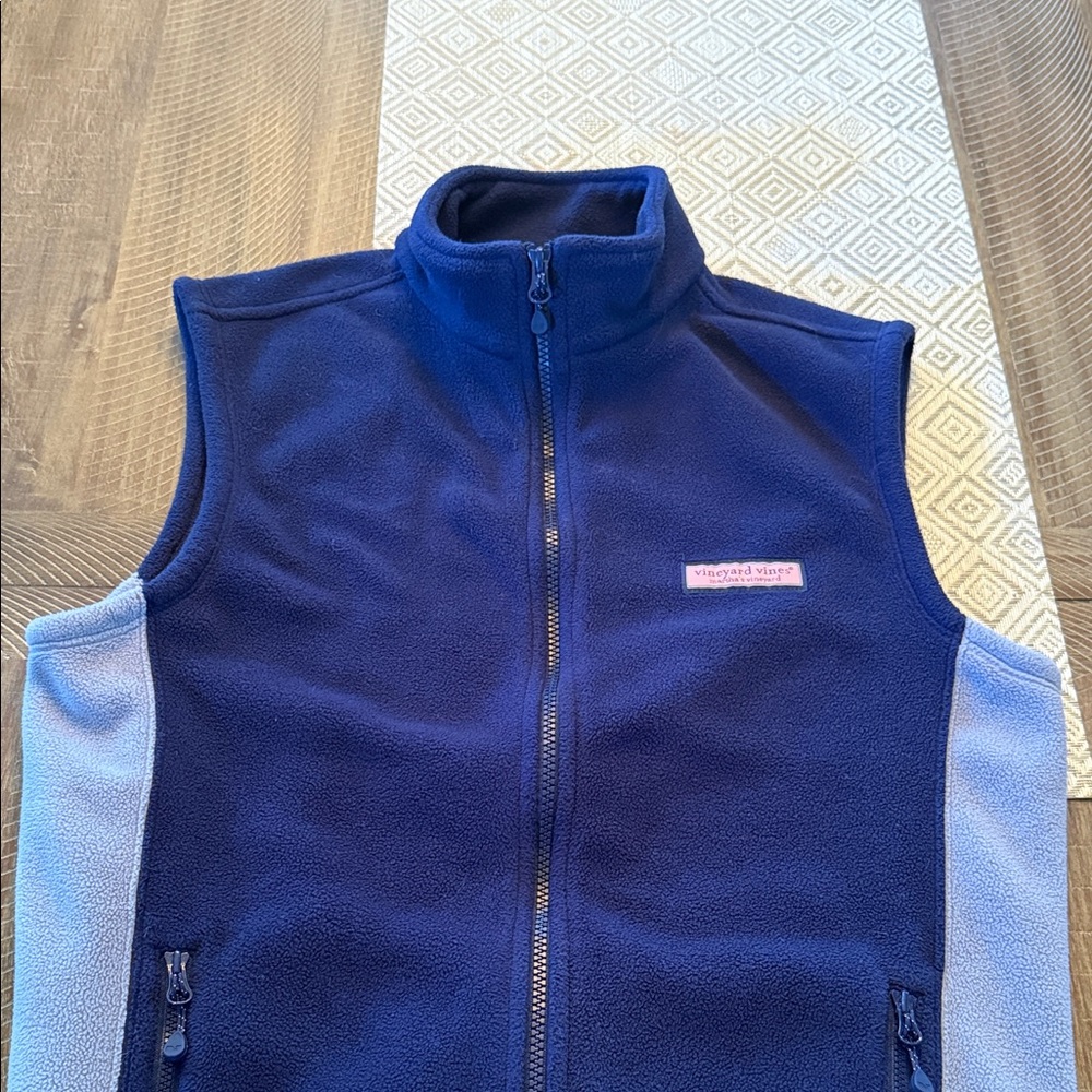 Vineyard Vines Navy Fleece Vest. Women’s Size XS. - Picture 16 of 16